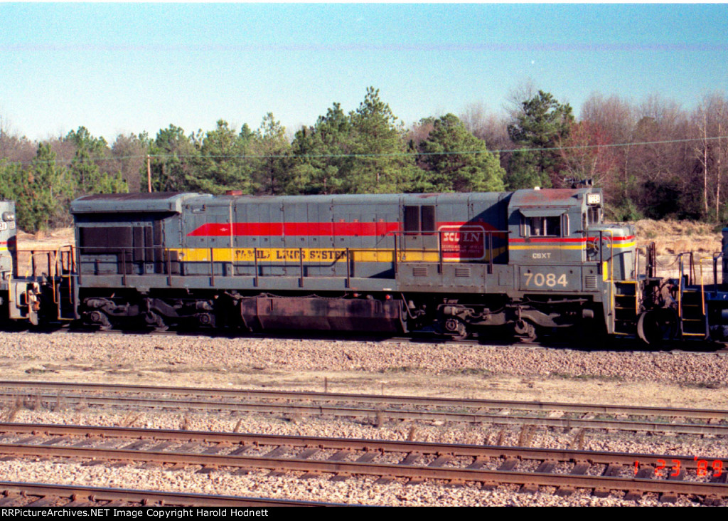 CSX 7084